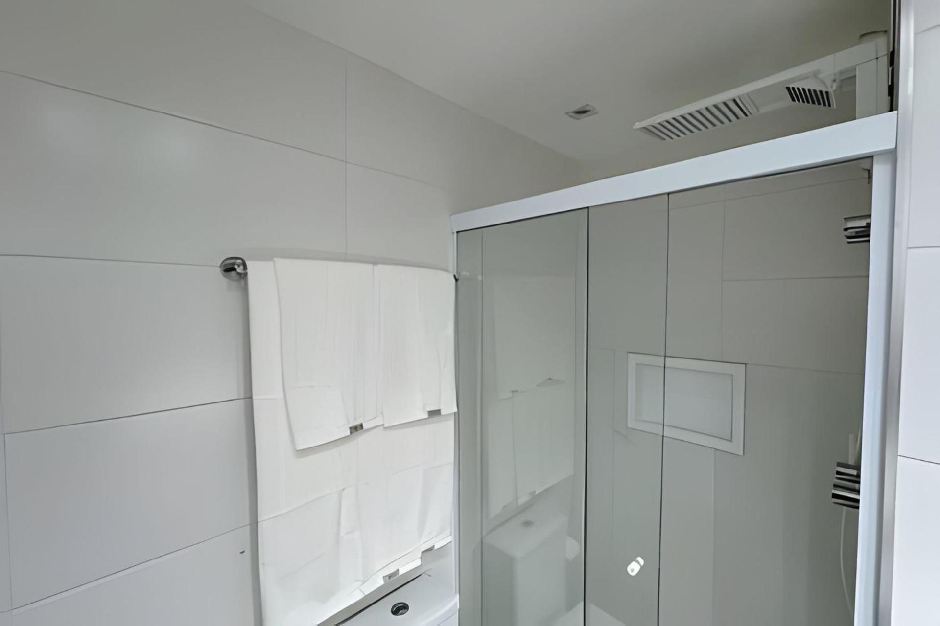 Apartamento Completo Na Porta Do Metro Madalena!